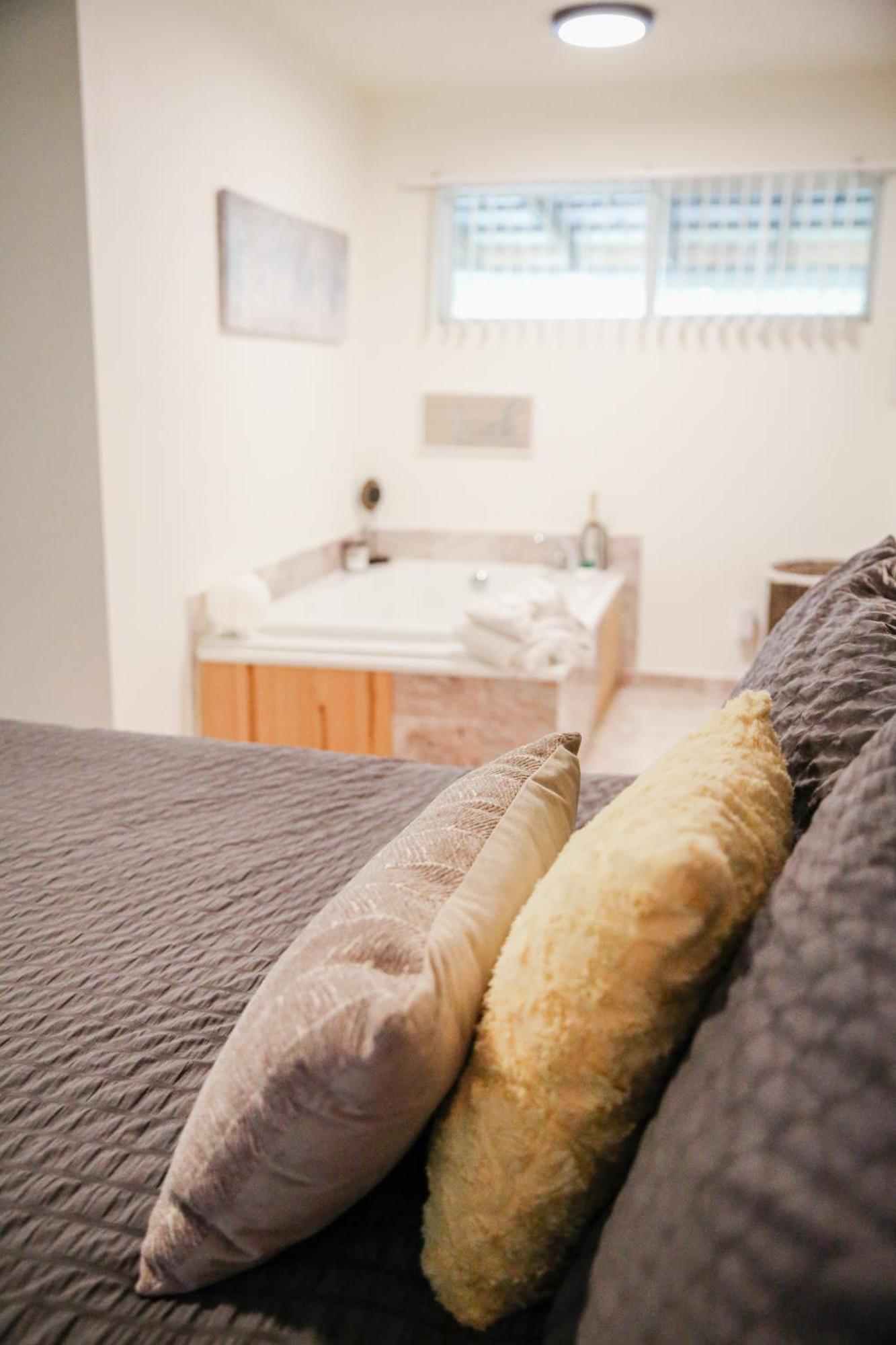 Moonlight Cottage - Your Romantic & Scenic Escape Sevierville Eksteriør billede